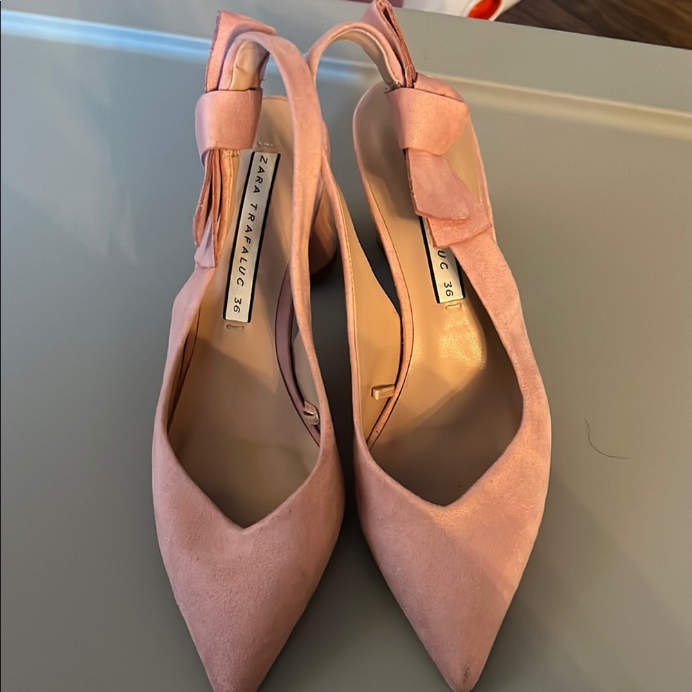 Zara Pink Heeled Shoes with Elegant Design